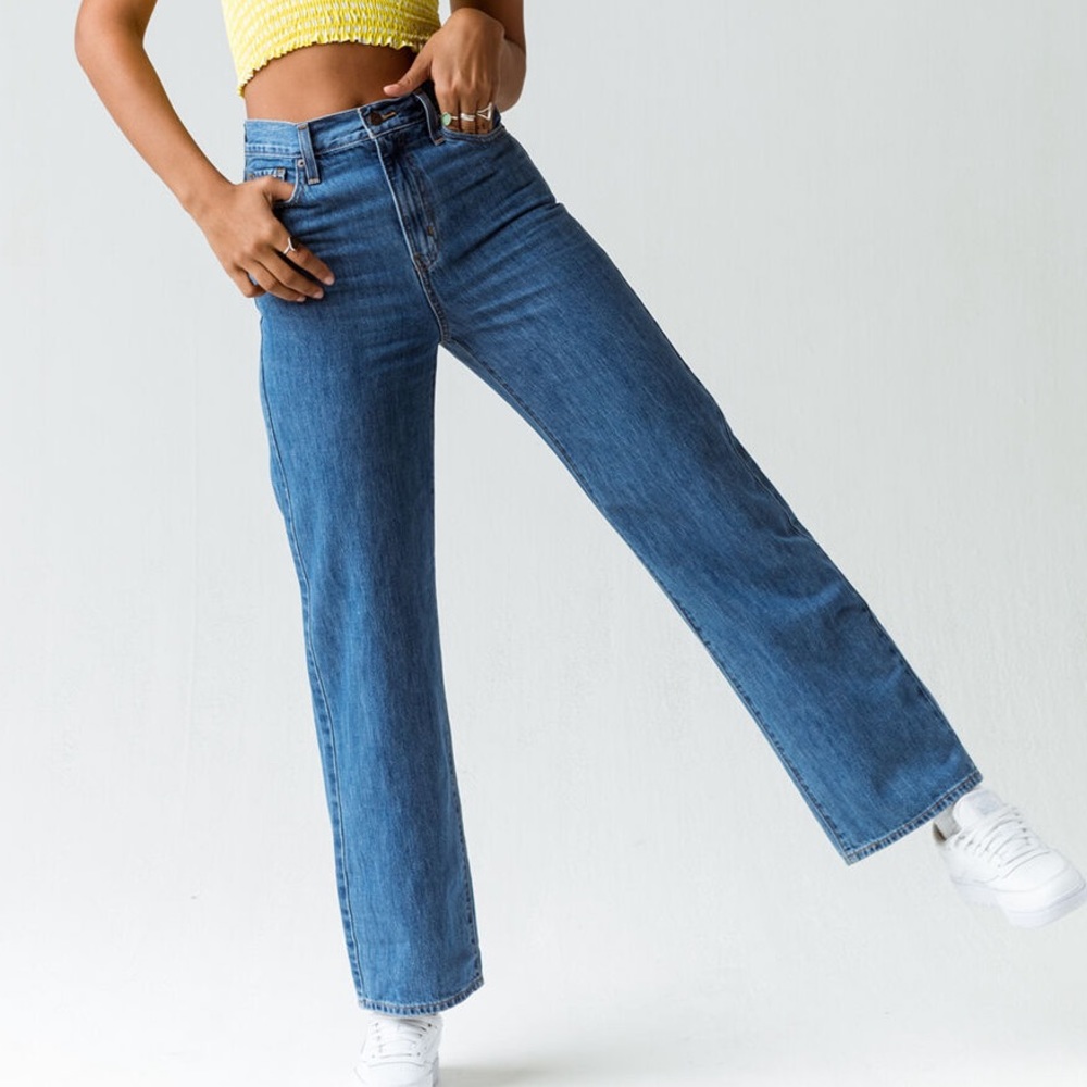 levi’s high waisted straight